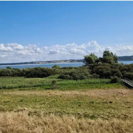 8 Person In Store Fuglede-by Traum Feriehus *